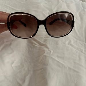 Prada Sunglasses - no scratches